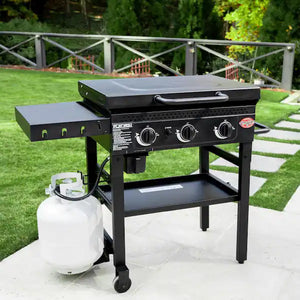 Char-Griller Flat Iron 3-Burner Outdoor Griddle Gas Grill with Lid in Black!! NEW AND ASSEMBLED (HOOD IS DENTED FROM SHIPPING)!!