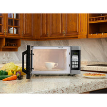 Hamilton Beach 1.6 Cu. ft. Digital Microwave Oven, Stainless Steel!

-Brand new