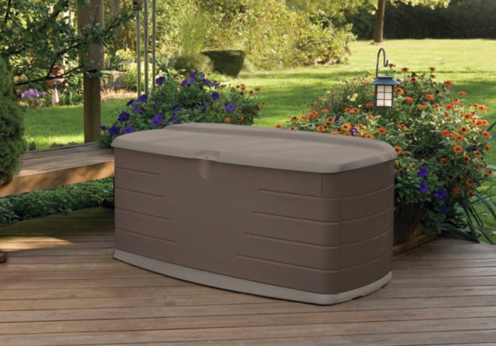 Rubbermaid Outdoor Large Deck Box with Seat, Green, 90 Gallon- NEW AND ASSEMBLED!!!!